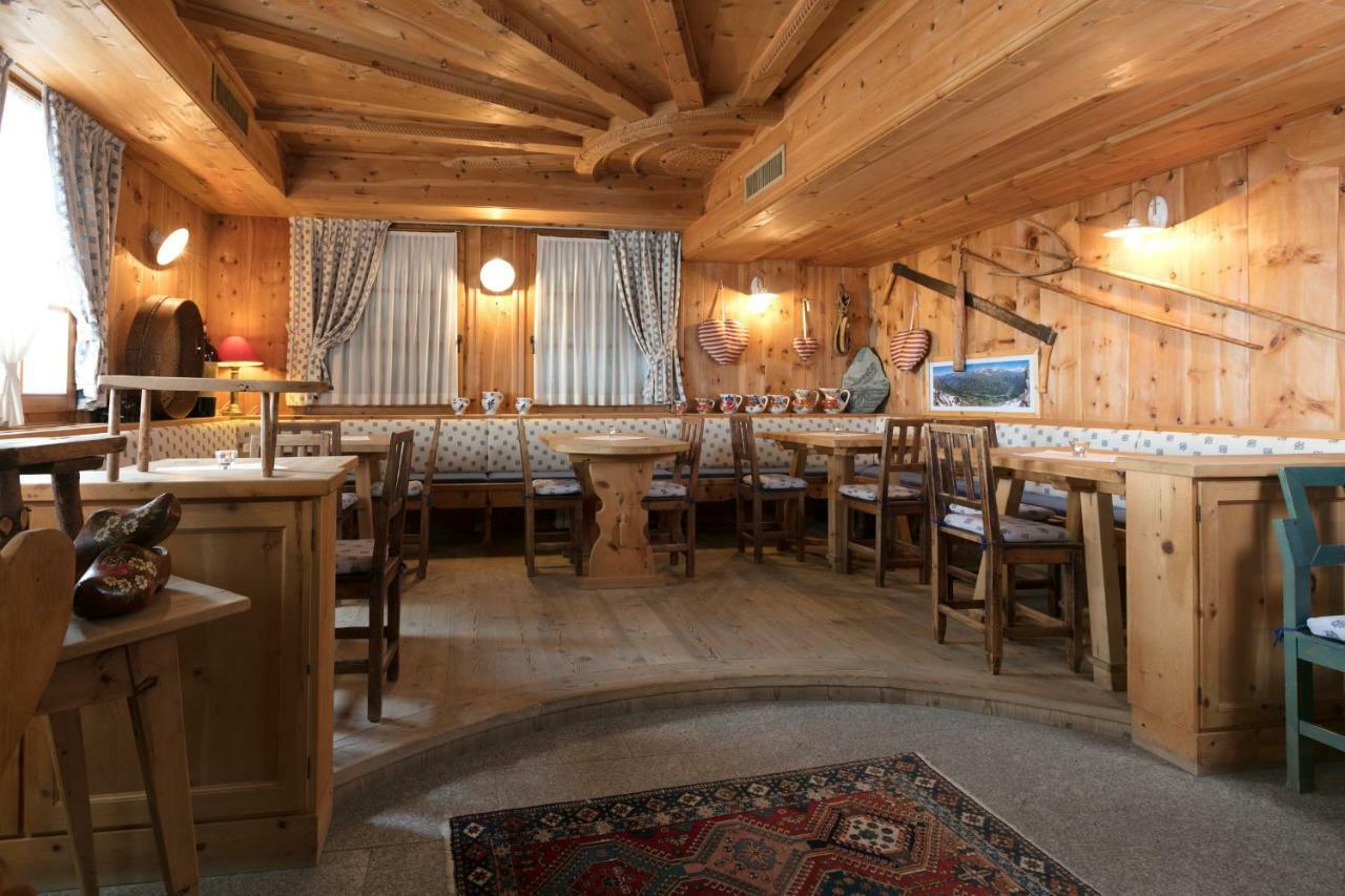 Hotel Baita Fiorita 산타카테리나발루프바 외부 사진